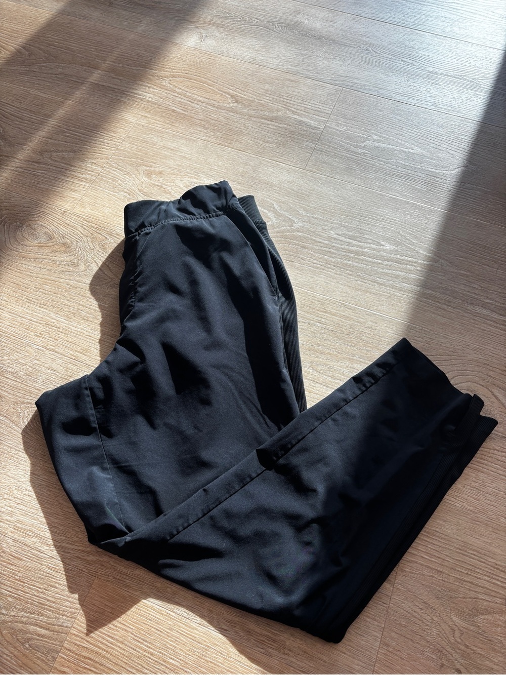 Athleta Navy Brooklyn Cropped Performance Pants